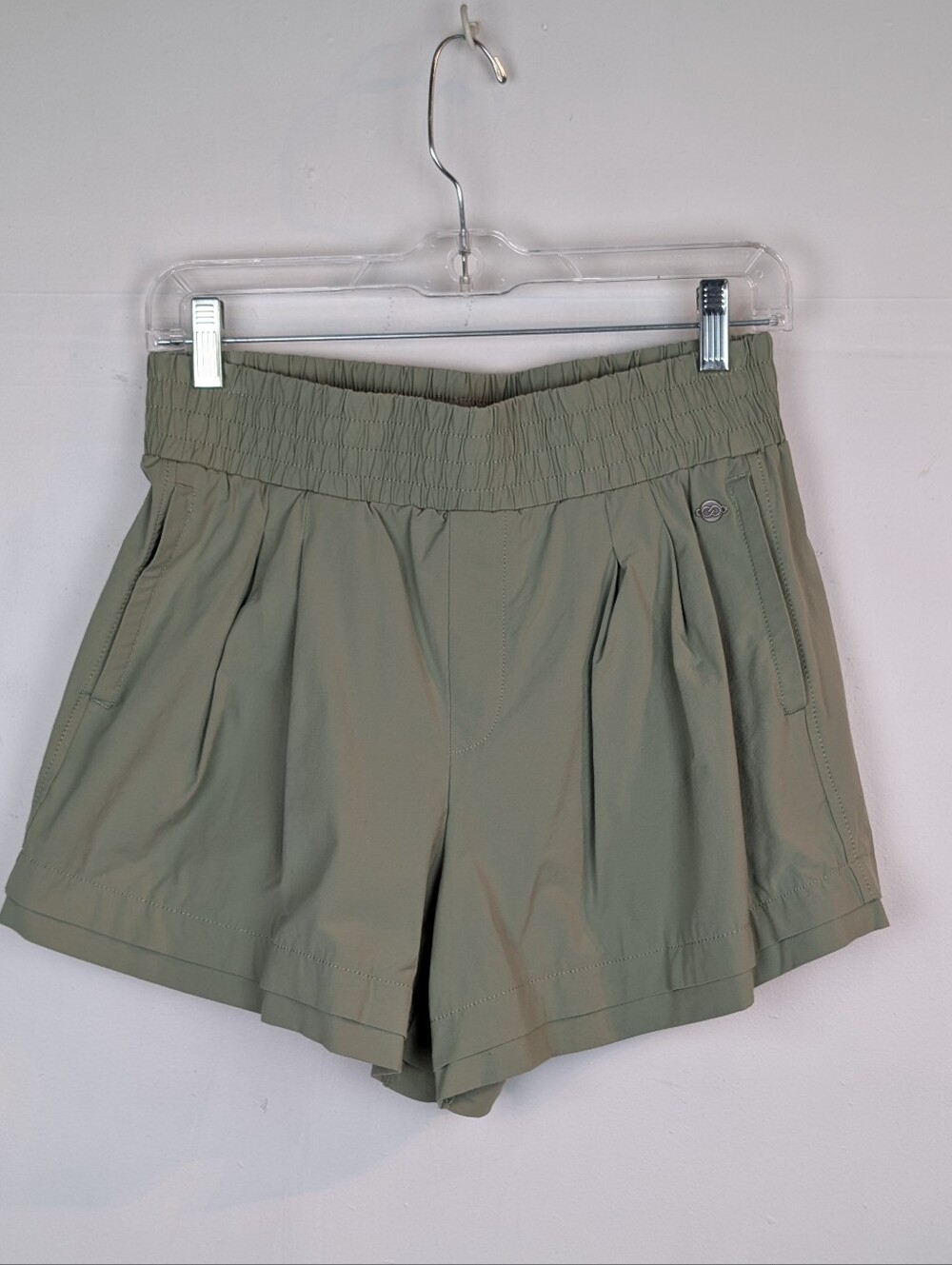 CALIA Women’s High-Rise Pleated Active Shorts Sage Green Sz Medium